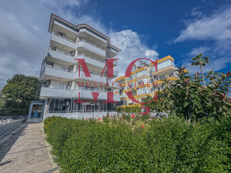 FOR SALE IN ALANYA OBA: 3+1 DUPLEX APARTMENT WITH 180M&sup2; OF LIVING SPACE, CASTLE AND SEA VIEWS (İKAMET)